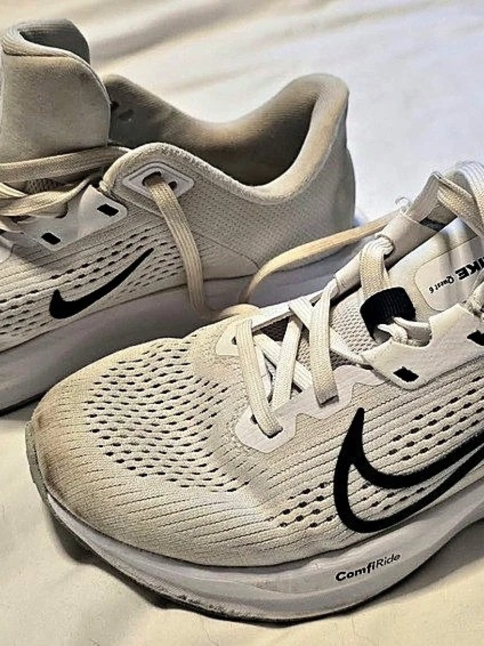 Nike Quest 6 White Athletic Running Shoes